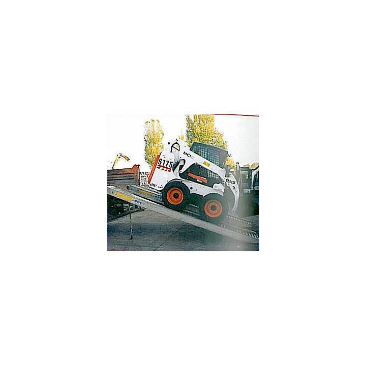 Rampes Aluminium 3,5 m avec rebords - Charge max. 3,5T (par 2).